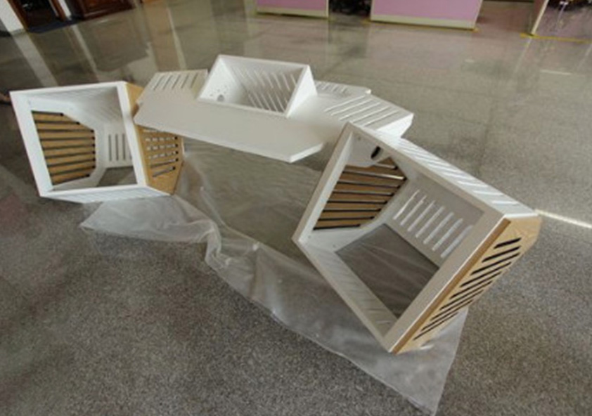 Bàn gaming lắp ráp - Ảnh 10
