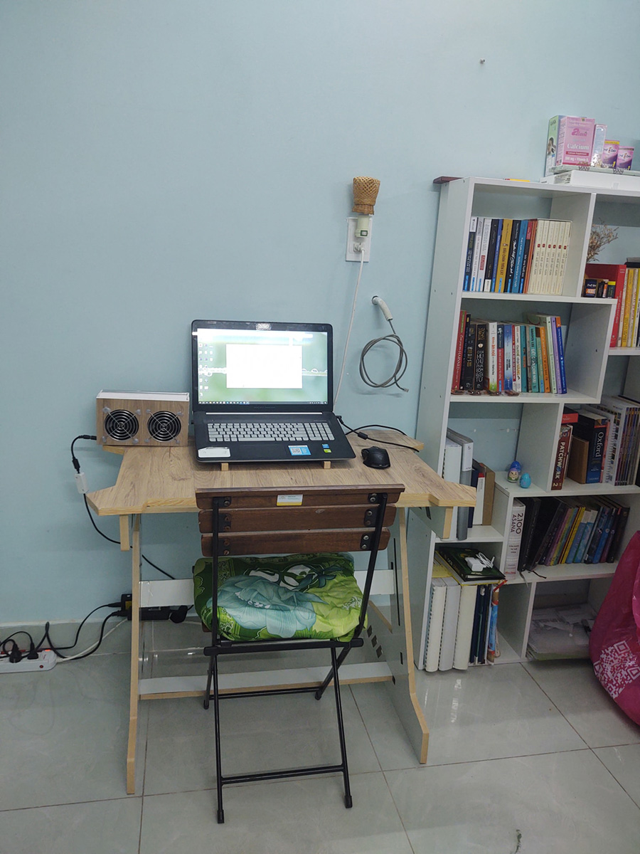 Bàn gaming lắp ráp - Ảnh 2