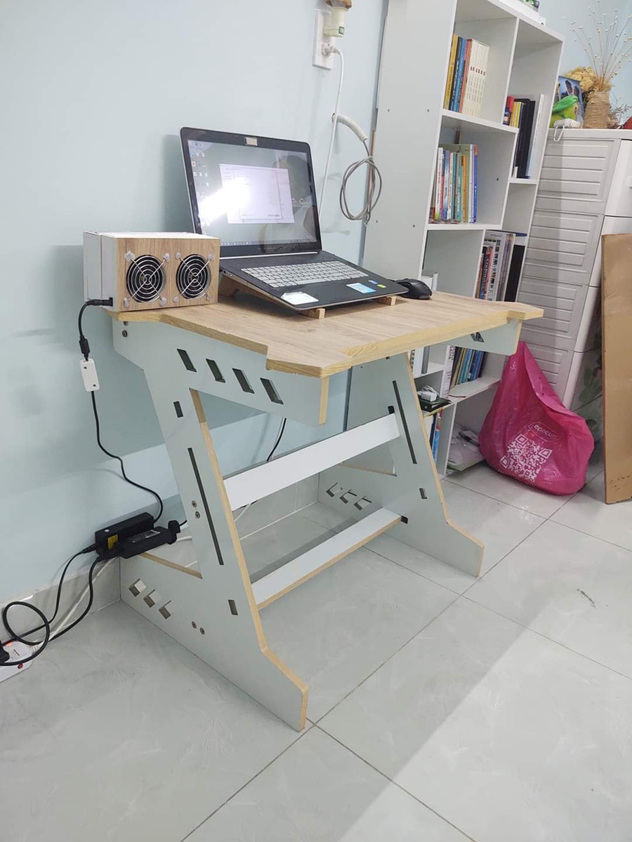 Bàn gaming lắp ráp - Ảnh 4