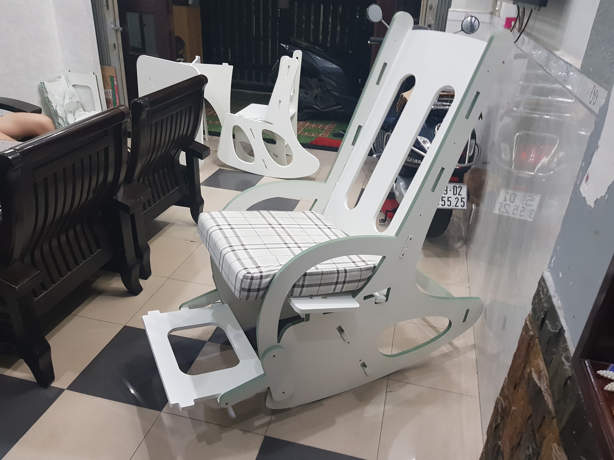 Ghế lắc lư lắp ghép - Ảnh 3